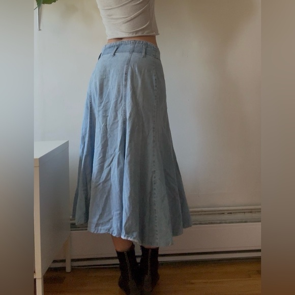 Vintage Y2K Denim Maxi Skirt – Manager Jeans Button-Front 2000s ( fits small) - Picture 5 of 7